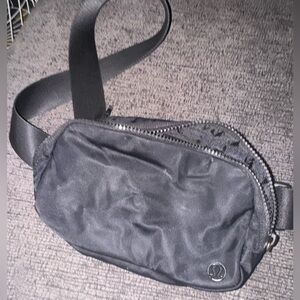 Black Lululemon everywhere belt bag